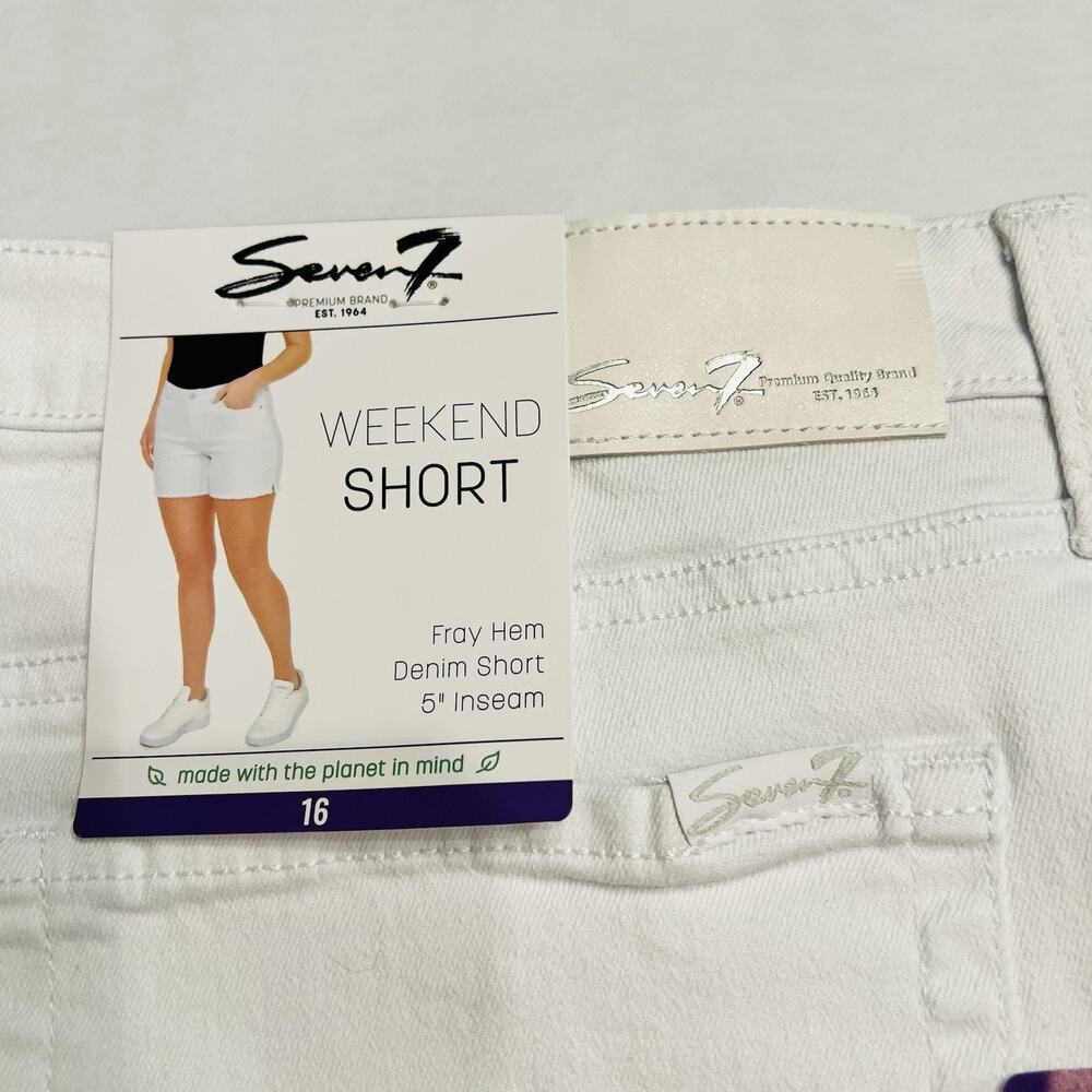 Seven7 Women's Denim White Weekend Short Frayed Hem Sz 16 - Picture 5 of 5